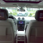 Rearseatentertainment im Mercedes-Benz ML320cdi (W164) von TelematikTeam - hier: Bicolor hellgrau/schwarz.